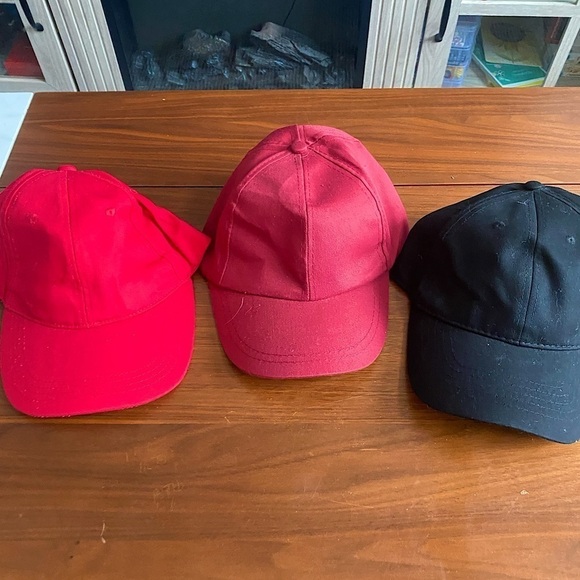 Bundle of Three Solid Colored Hats - Picture 1 of 4
